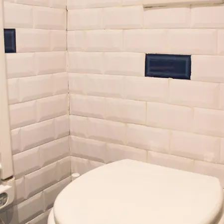 Bright And Quiet 25 M * Paryż